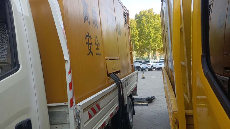 昂仁如何判断柴油发电机组和UPS电源的切换时间是否符合要求？